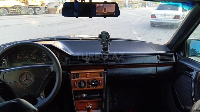 Mercedes E 200 1993, 490,985 km - 2.0 l - Bakı