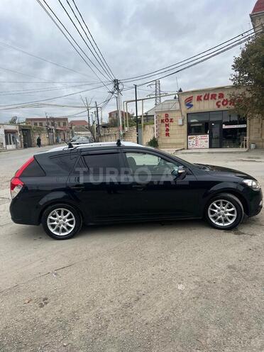 Kia Ceed 2009, 330,000 km - 1.6 л - Bakı