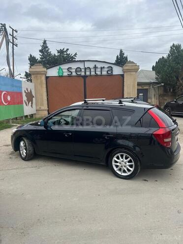 Kia Ceed 2009, 330,000 km - 1.6 л - Bakı