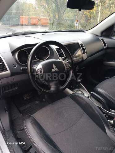 Mitsubishi Outlander 2010, 184,215 km - 2.4 л - Bakı