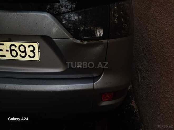 Mitsubishi Outlander 2010, 184,215 km - 2.4 л - Bakı