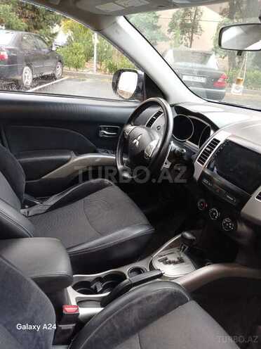 Mitsubishi Outlander 2010, 184,215 km - 2.4 л - Bakı