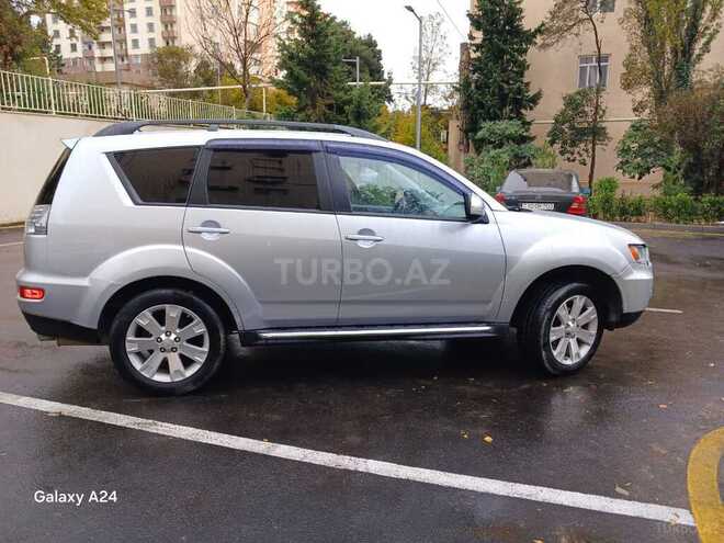 Mitsubishi Outlander 2010, 184,215 km - 2.4 л - Bakı