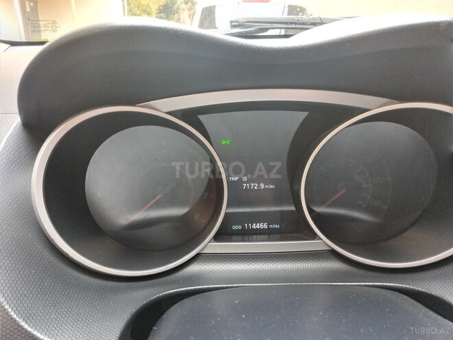 Mitsubishi Outlander 2010, 184,215 km - 2.4 л - Bakı