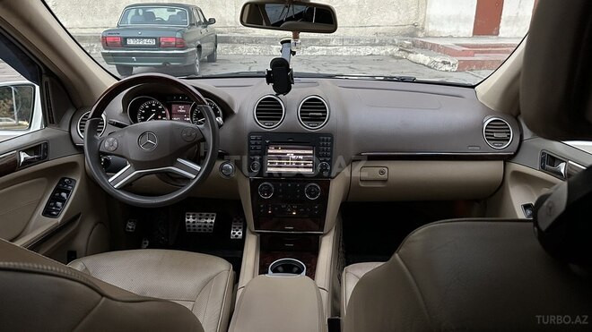 Mercedes GL 550 2010, 179,000 km - 5.5 l - Bakı