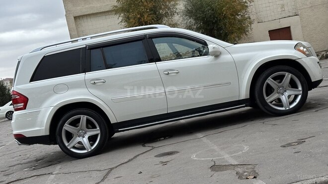 Mercedes GL 550 2010, 179,000 km - 5.5 l - Bakı