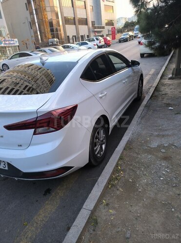 Hyundai Elantra 2019, 131,000 km - 1.6 l - Bakı