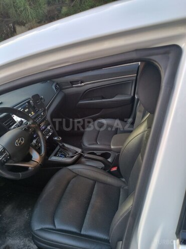 Hyundai Elantra 2019, 131,000 km - 1.6 l - Bakı