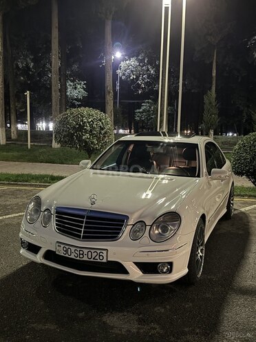 Mercedes E 320 2008, 250,000 km - 3.0 l - Masallı