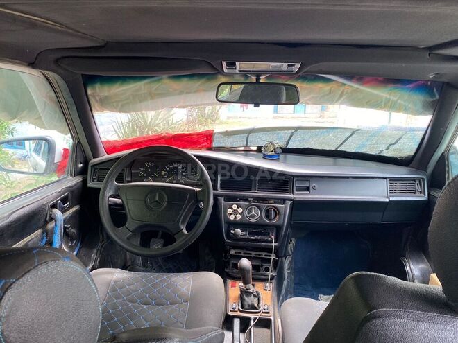 Mercedes 190 1991, 375,698 km - 2.0 l - Salyan