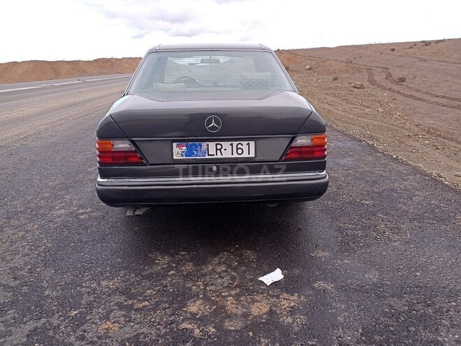 Mercedes E 300 d 1991, 649,563 km - 3.0 л - Tovuz