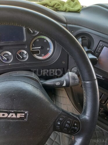 DAF 105 XF-8