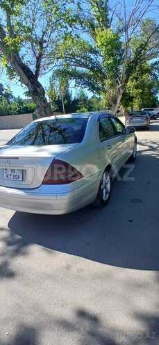 Mercedes C 240 2001, 330,056 km - 2.6 л - Xudat