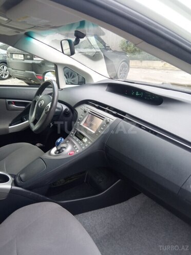 Toyota Prius 2015, 308,994 km - 1.8 л - Bakı
