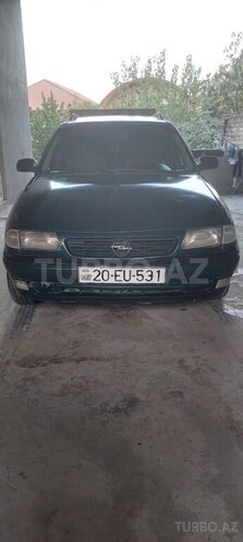 Opel Astra 1996, 10,000 km - 1.6 l - Qəbələ