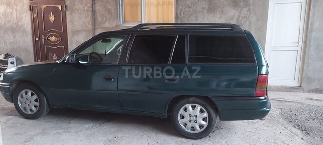 Opel Astra 1996, 10,000 km - 1.6 l - Qəbələ