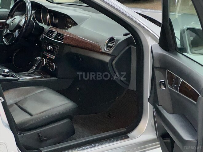 Mercedes C 250-14