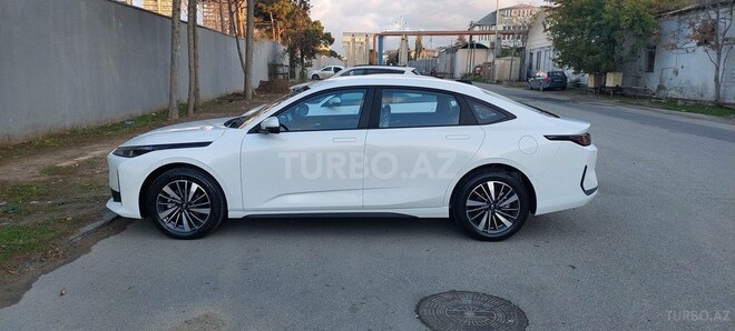 Changan Qiyuan A05 2024, 0 km - 1.5 л - Bakı