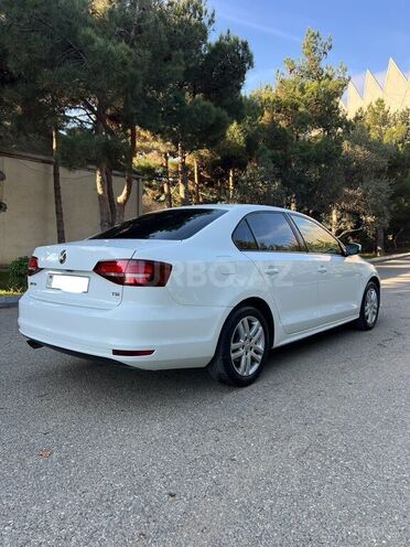 Volkswagen Jetta 2017, 125,000 km - 1.4 l - Bakı