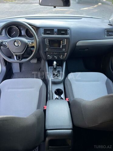 Volkswagen Jetta 2017, 125,000 km - 1.4 l - Bakı