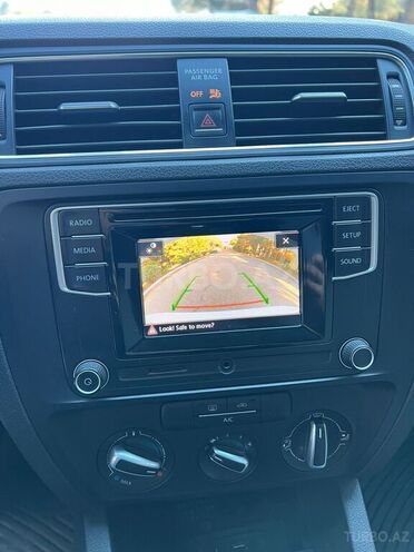 Volkswagen Jetta 2017, 125,000 km - 1.4 l - Bakı