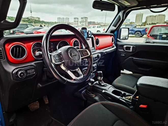 Jeep Wrangler-11