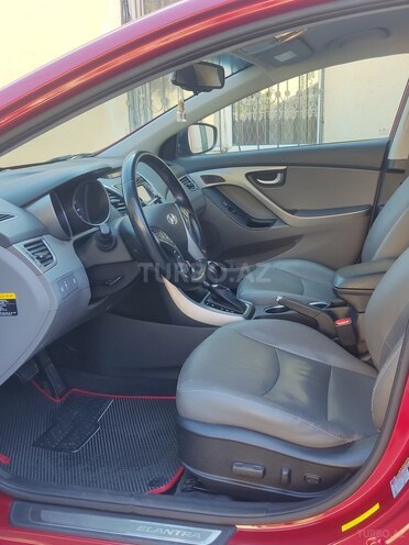 Hyundai Elantra 2015, 158,000 km - 1.8 л - Tovuz