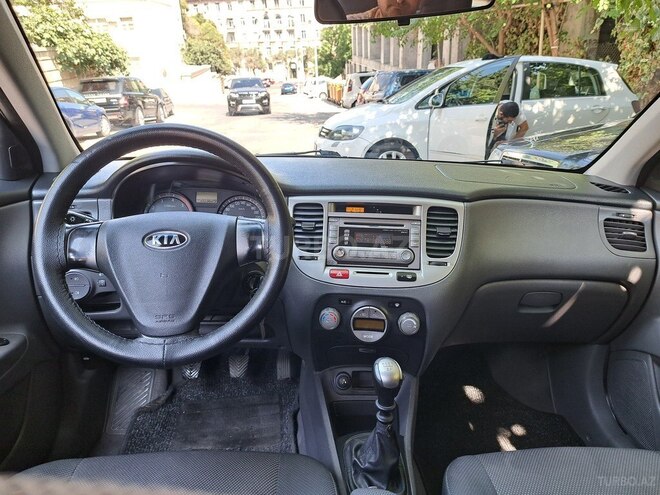 Kia Rio 2006, 247,000 km - 1.5 л - Bakı