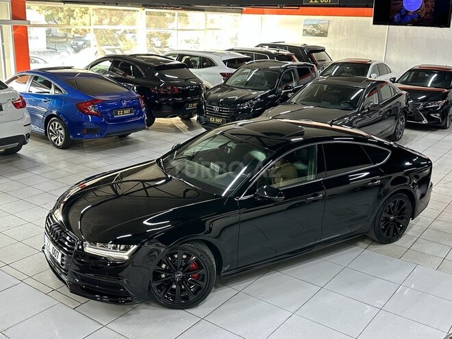 Audi A7-11