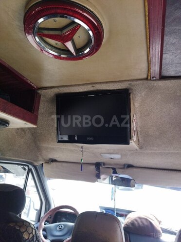 Mercedes Sprinter 412 2000, 563,289 km - 2.9 l - Sabirabad
