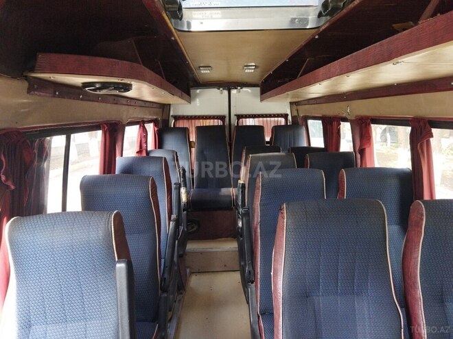 Mercedes Sprinter 412 2000, 563,289 km - 2.9 l - Sabirabad