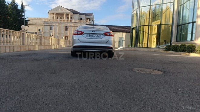 Ford Fusion (North America) 2014, 191,000 km - 1.5 л - Sumqayıt