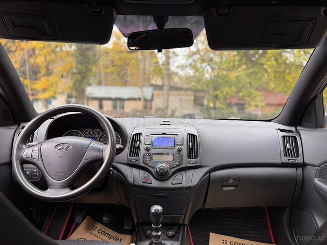 Hyundai i30 2008, 211,000 km - 1.6 l - Bakı
