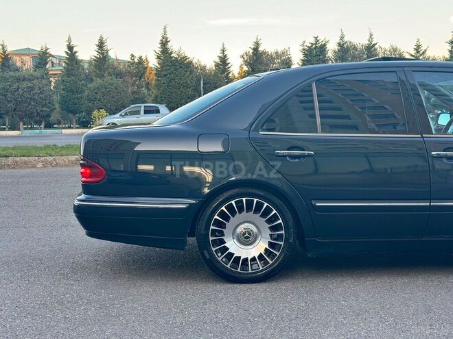 Mercedes E 240 2000, 345,000 km - 2.4 l - Bakı