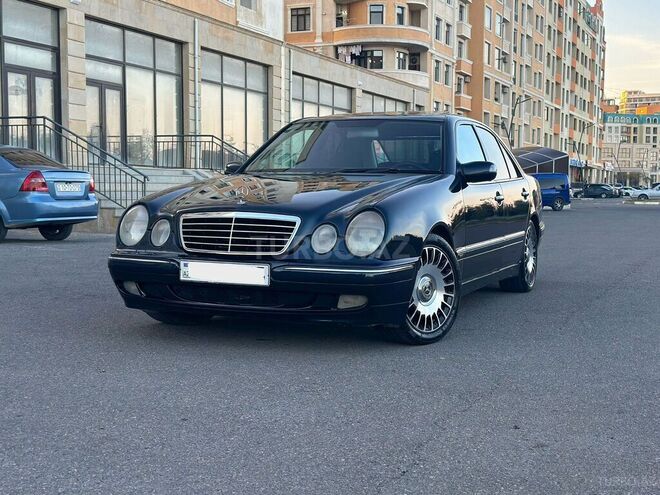 Mercedes E 240 2000, 345,000 km - 2.4 l - Bakı