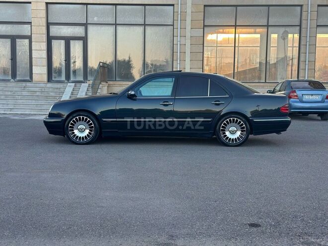 Mercedes E 240 2000, 345,000 km - 2.4 l - Bakı
