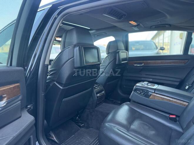 BMW 750 2009, 295,000 km - 4.4 l - Bakı