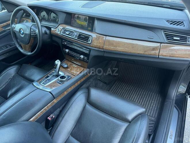 BMW 750 2009, 295,000 km - 4.4 l - Bakı