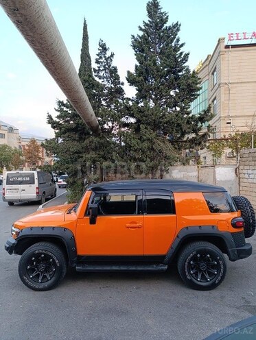 Toyota FJ Cruiser 2012, 110,000 km - 4.0 l - Bakı