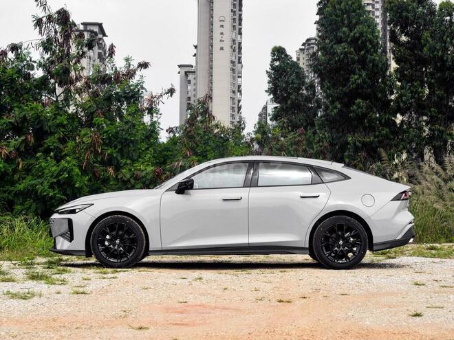 Changan Uni-V 2025, 0 km - 1.5 l - Bakı
