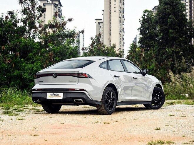 Changan Uni-V 2025, 0 km - 1.5 l - Bakı
