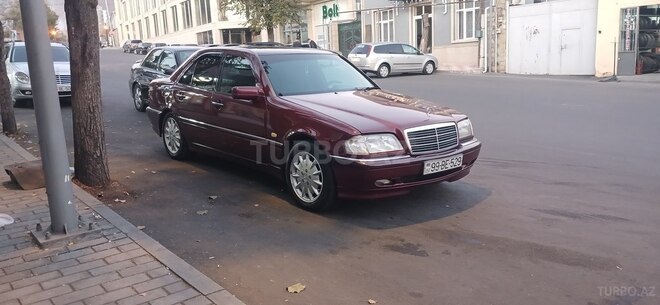 Mercedes C 200 1997, 207,852 km - 2.0 l - Şəki