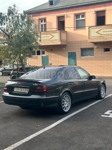Mercedes E 220 d 2002, 314,000 km - 2.2 l - Bakı