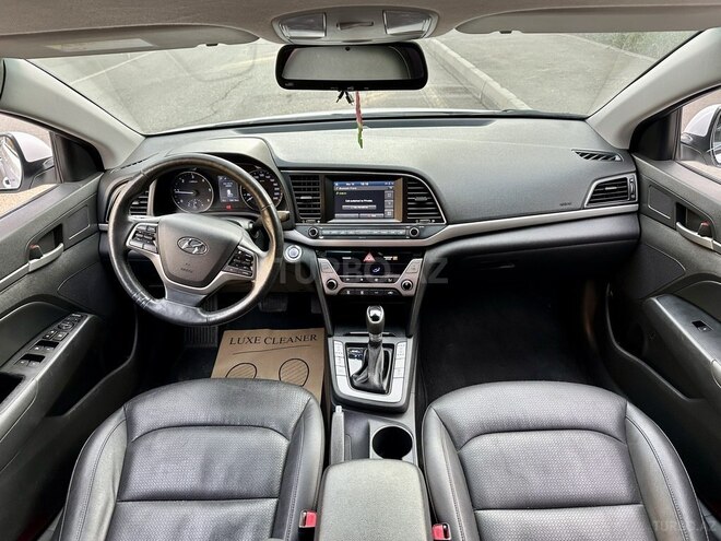 Hyundai Avante 2017, 158,116 km - 1.6 l - Bakı