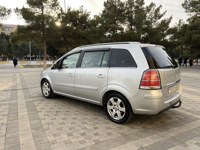 Opel Zafira 2006, 310,200 km - 2.2 l - Sumqayıt