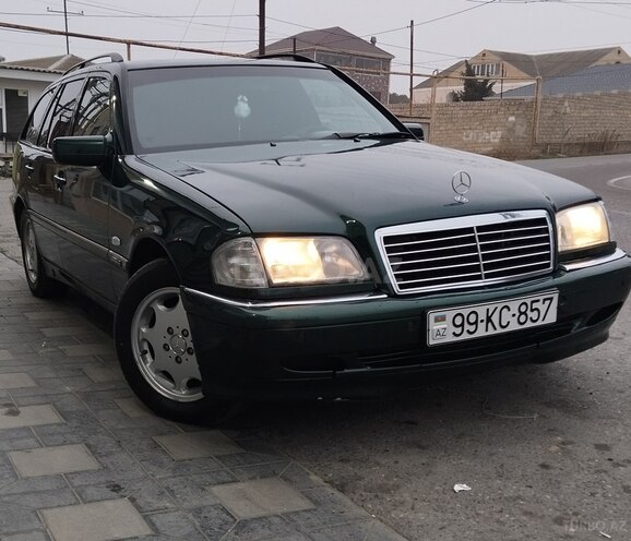 Mercedes C 220 d 1999, 262,000 km - 2.2 l - Bakı