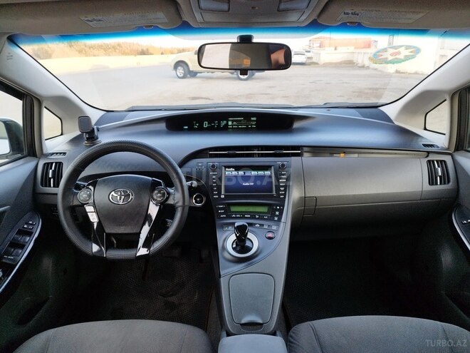Toyota Prius 2011, 211,000 km - 1.8 л - Bakı