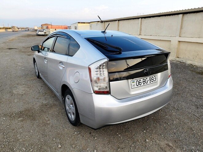 Toyota Prius 2011, 211,000 km - 1.8 л - Bakı