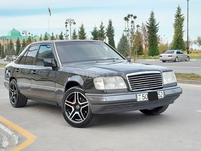 Mercedes E 220 1994, 327,453 km - 2.2 l - Sumqayıt