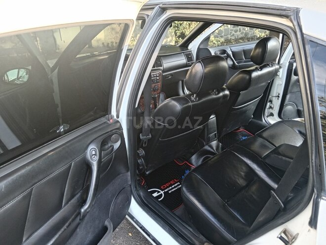 Opel Vectra 1997, 230,000 km - 2.0 l - Şəki